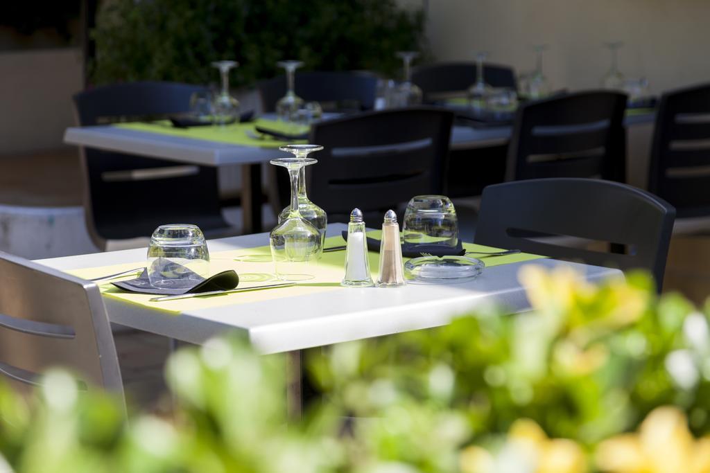 Logis Hotel Restaurant Le Flamant Rose Camargue Albaron Buitenkant foto